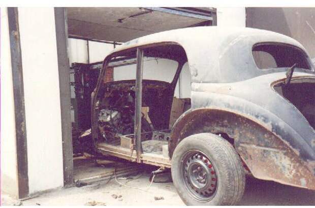 Hot Rod на базе раритетного Mercedes 170S (11 фото)