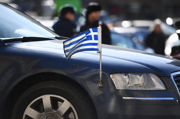 В Греции парламент не поддержал вотум недоверия правительству Мицотакиса