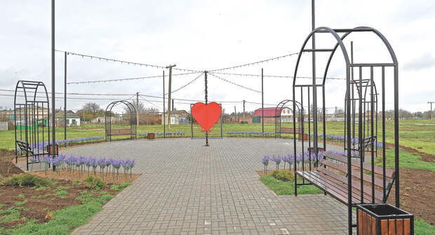 Боевой настрой: чему радуются и на что жалуются жители Воинки Красноперекопского района