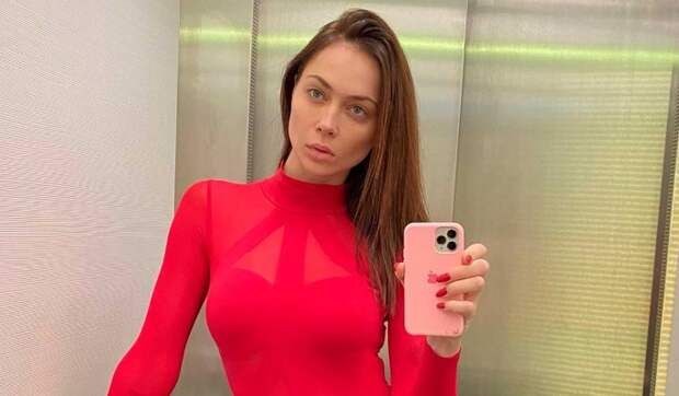«Зараза»: Самбурская влепила пощечину взбесившему ее популярному блогеру