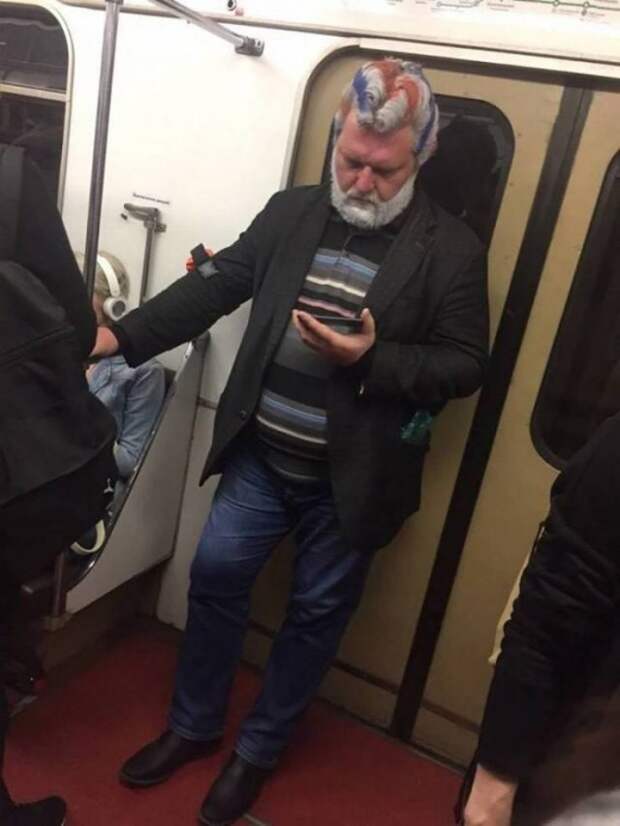 Странная прическа