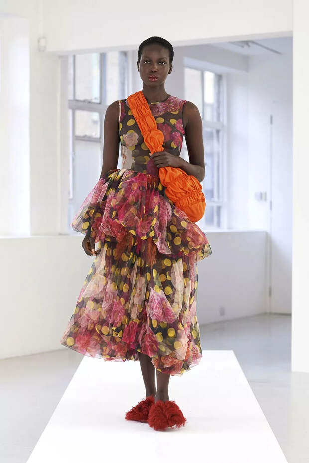 Molly Goddard Spring/Summer 2021 Ready-to-Wear Molly Goddard Spring/Summer 2021 Ready-to-Wear Collection
