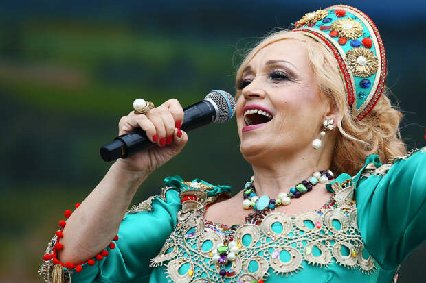 На мужа Надежды Кадышевой подали в суд и требуют взыскать с него почти 300 тысяч рублей: в чём дело