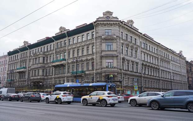 В центре Петербурга стартовала реставрация двух домов-памятников