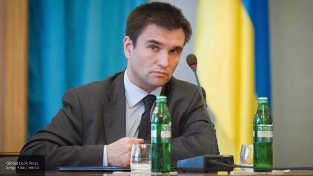 Глава МИД Украины оставит свой пост после инаугурации Зеленского