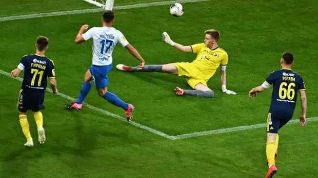 Пропустивший от «Сочи» 10 мячей экс-вратарь «Ростова» перешёл в клуб из Латвии