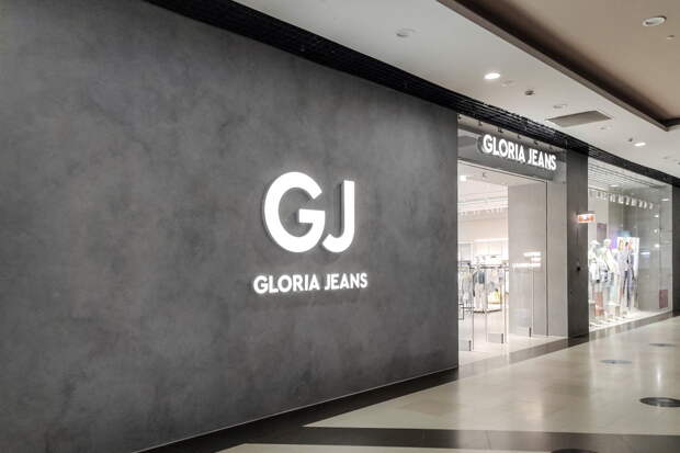 Gloria Jeans вместо Uniqlo: сменился главный арендатор в петербургском "Доме Мод"