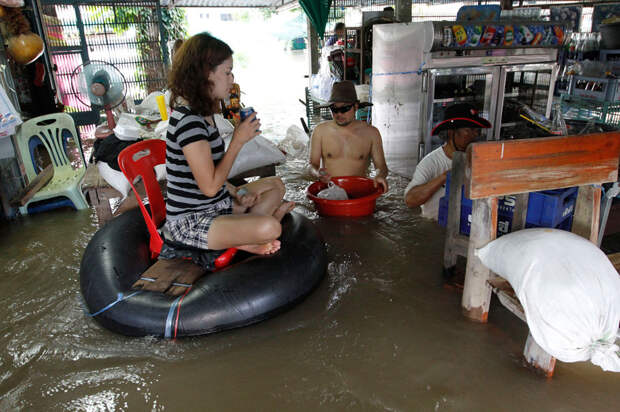 s t11 RTR2S1DH Сильнейшее наводнение в Таиланде