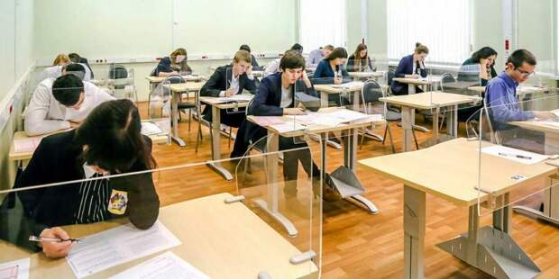 Блогеры провели уроки московским школьникам накануне Дня учителя. Фото: mos.ru