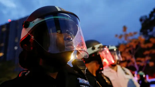 Учитель из США рассказал о ситуации в стране