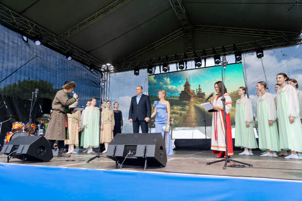 В Торжке проходит семейный фестиваль русской культуры