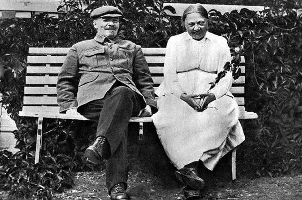Владимир Ленин и Надежда Крупская
