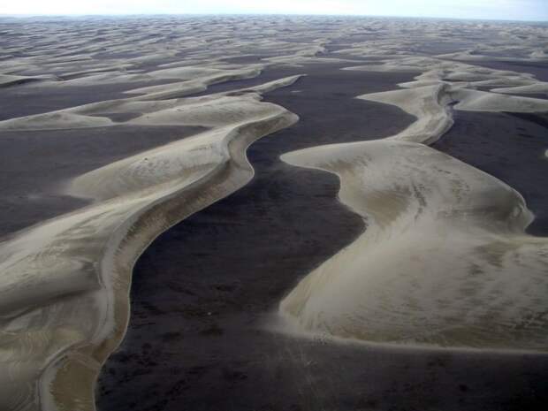 Национальный парк Берег скелетов в Намибии (Skeleton Coast Park)