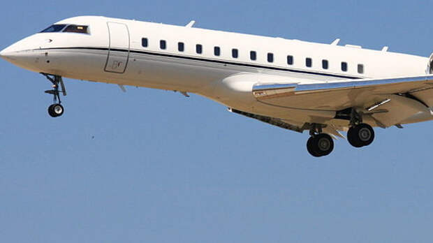 Силовики нашли самолет у члена петербургской банды «обнальщиков»