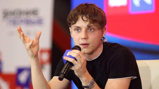 «Юля мне писала»: Пересильд-старшая отчитывала Ваню Дмитриенко