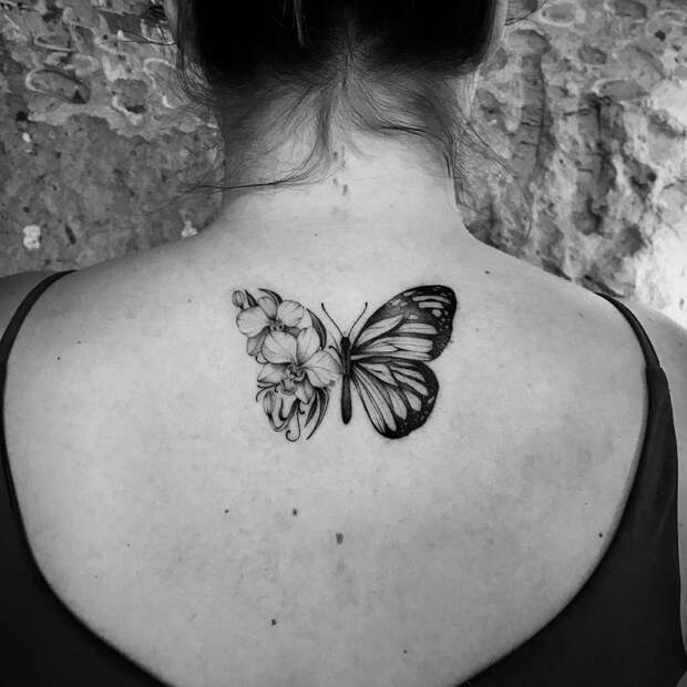 татуировки в виде бабочек фото 6