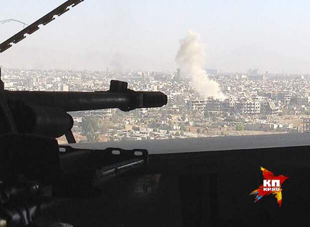 Битва за один из районов Дамаска, в котором засели террористы. Фото: Александр КОЦ, Дмитрий СТЕШИН