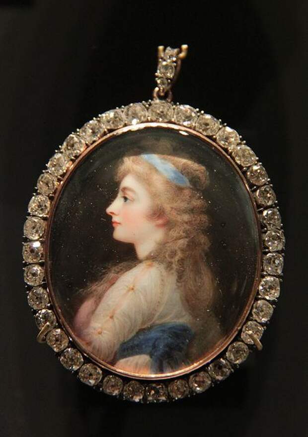 Miniature of Georgiana, Duchess of devonshire, London, 1812 by Kotomicreations, via Flickr