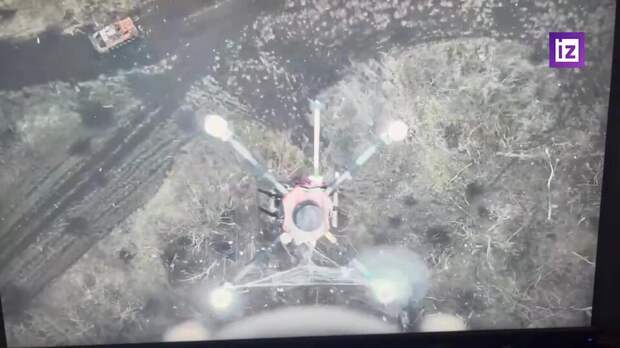 Российские дроны-охотники с помощью сеток сбивают украинские беспилотники