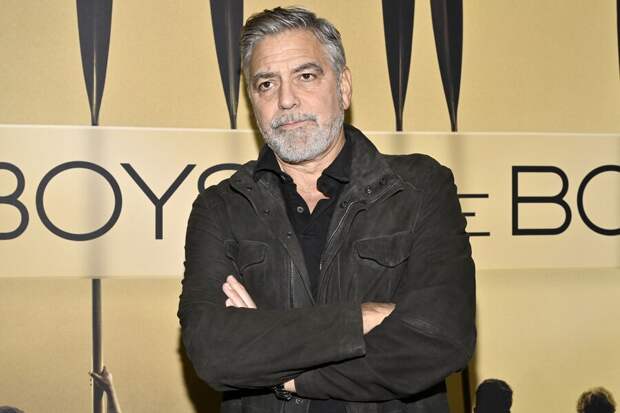 Клуни заявил, что его фонд не намерен преследовать российских журналистов