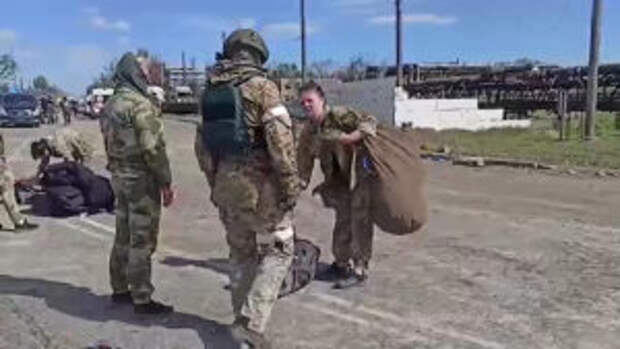 Командир батальона «Восток» Ходаковский заявил, что боевики из ВСУ уничтожают свои смартфоны и компьютеры