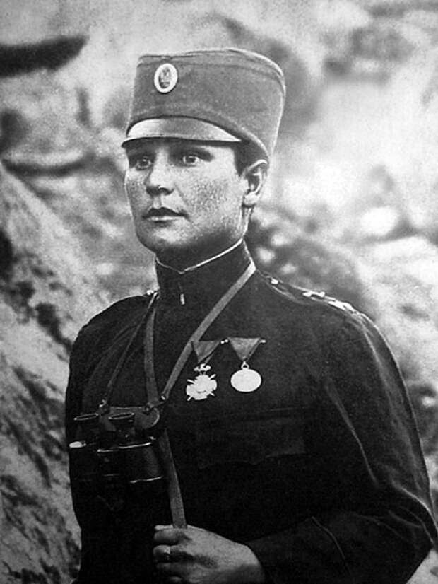 Во время Первой Мировой особых условий для женщин-военнослужащих не было, но это их не могло остановить.