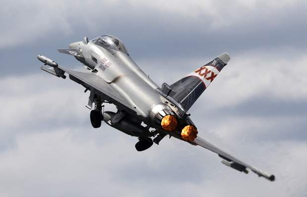 Истребитель Eurofighter Typhoon