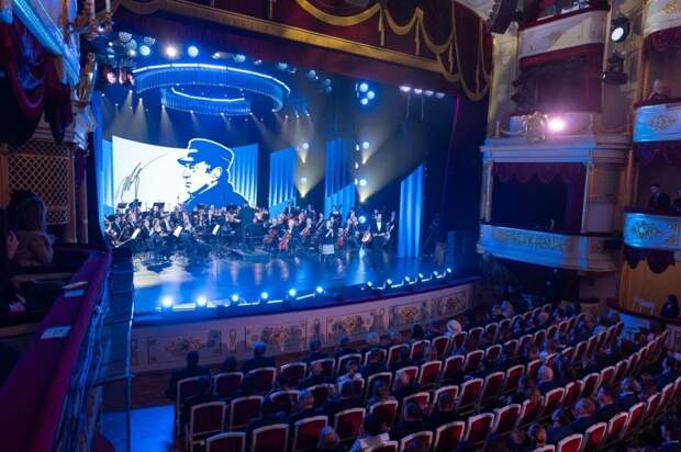 В Малом театре прошел концерт к 80-летию со дня рождения Жириновского