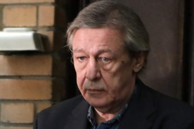 В театре Михаил Ефремов: ажиотаж, цены и спекуляция