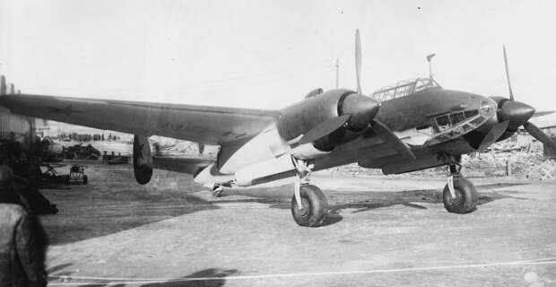 1_Prototip_103VS_na_territorii_zavoda_166_v_Omske_vesna_1942_g_.jpg 1_Prototip_103VS_na_territorii_zavoda_166_v_Omske_vesna_1942_g_.jpg