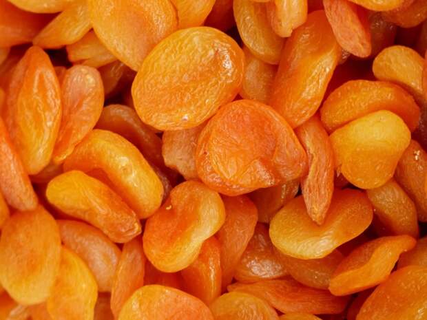 dried-apricots-g19219fca3_1920
