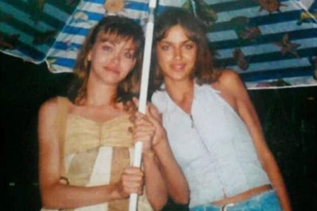 Супермодель Ирина Шейк выложила фото со своей сестрой Татьяной