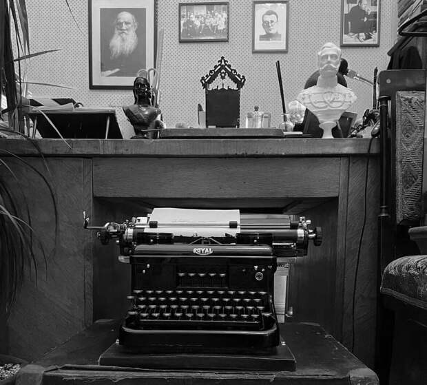 Участвуйте в конкурсе на бюджетные места в школе "Пишем на крыше"