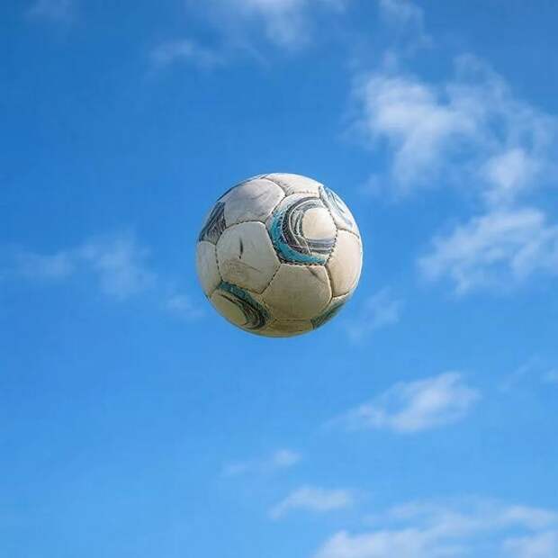 Одни арбитры «рисуют» линии, другие под следствием