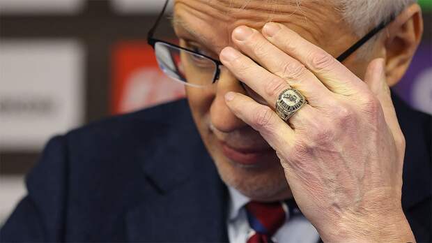 Ларионов после 0:4 от «Спартака»: «Треть игры играли в меньшинстве, потратили очень много сил. Нет удачи»