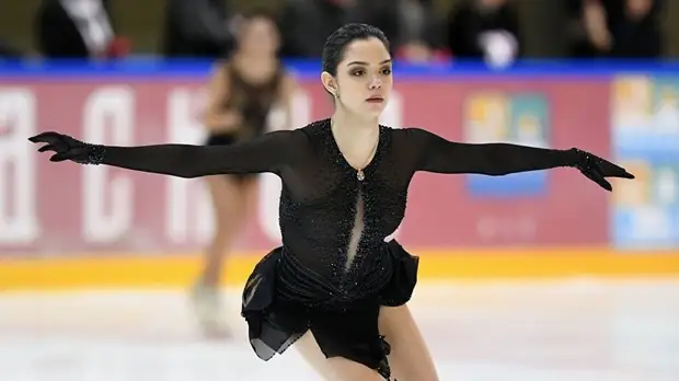 Жулин считает, что Тутберидзе сама была готова помириться с Медведевой