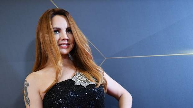 Зоозащитники раскритиковали МакSим из-за новых фото певицы