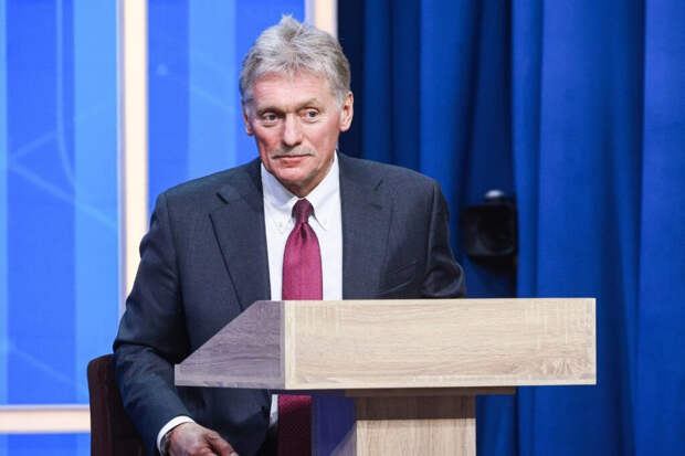 Песков заявил, что возобновление диалога с Францией на высшем уровне возможно