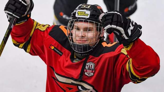 Хоккеист из Уссурийска попал в клуб Александра Овечкина