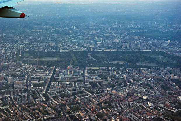 Мир из иллюминатора Through an Airplane Window 42 Мир из иллюминатора