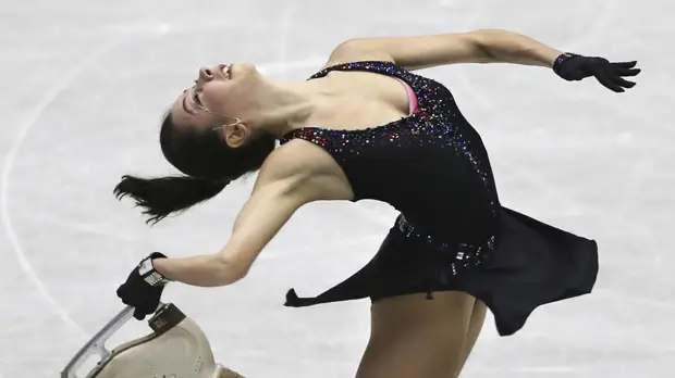 Мишин: Туктамышева была невероятно женственна в короткой программе на Finlandia Trophy