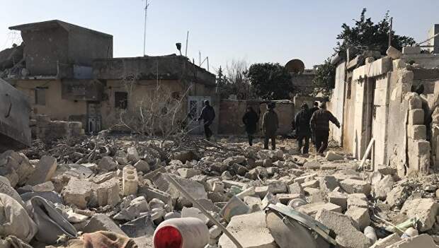 Поселение Дженджерес в кантоне Африн на севере Сирии после авиационного и артиллерийского обстрела со стороны Вооруженных сил Турции