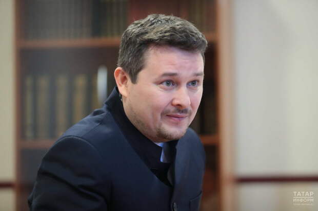 Рустем Галиуллин: Удивляет, когда выхода новой книги требуют те, у кого они не продаются