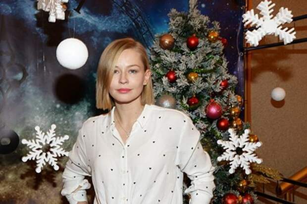 Юлия Пересильд показала семейное видео, как со своими дочками готовится с Новому году