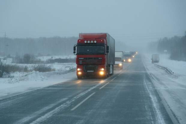 Ленинск-Кузнецкую трассу закрыли для автобусов и грузовиков 18 февраля