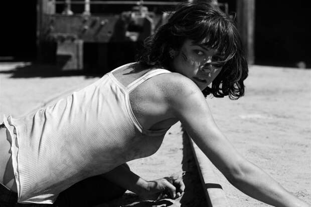 Ольга Куриленко (Olga Kurylenko) в фотосессии Грега Уильямса (Greg Williams) (2008), фото 16