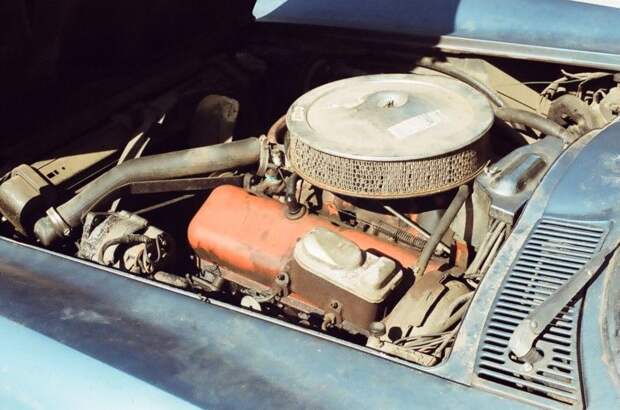Chevrolet Corvette Neil Armstrong продают на аукционе (19 фото)