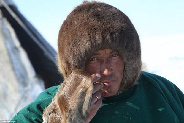 43-летний Владимир Сероттето всю свою жизнь провел в тундре быт, кочевник, культура, народ, ненцы, проект, россия, фото