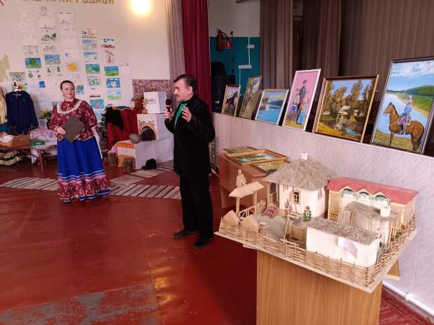 В Долотинском СДК к 118-й годовщине со дня рождения Михаила Шолохова прошла творческая встреча