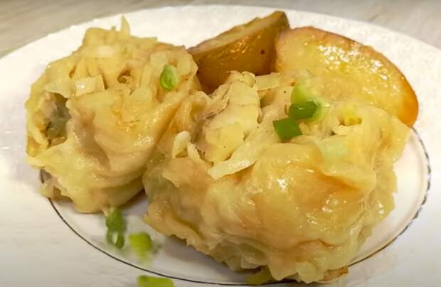 Крученки с капустой и картофелем: готовим обед